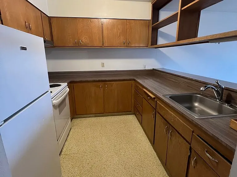 0740O - The Mariposa Apartments — Photo 8