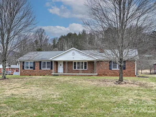 10 Spruce St, Barnardsville, NC 28709