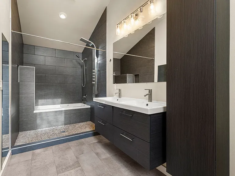 5125 NE Mason Ct — Photo 15