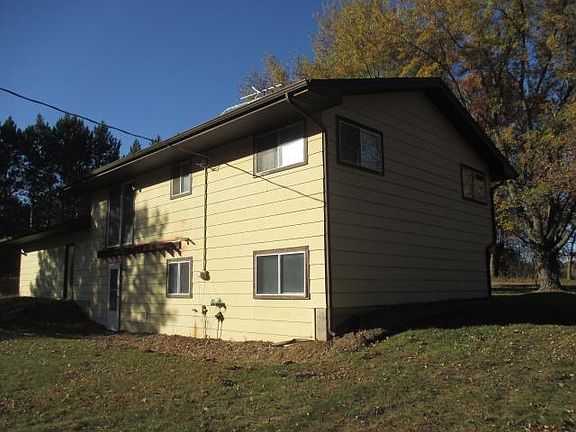 4th image of 25953 Vickers St NE