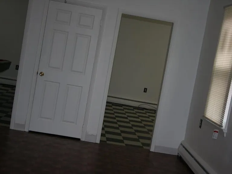 425 S Baumstown Rd — Photo 9