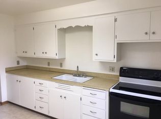 2019 Mayflower Dr, Middleton, WI 53562