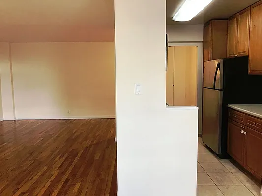 Rented by Prime Realty | media 30