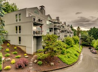 5425 SW View Point Ter, Portland, OR 97239