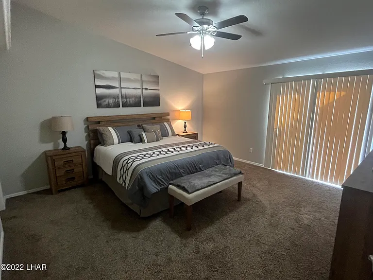 2570 Glengarry Dr — Photo 9