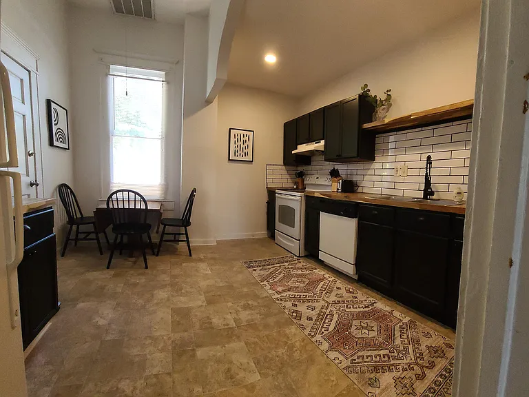423 W Magnolia Ave #1 — Photo 12