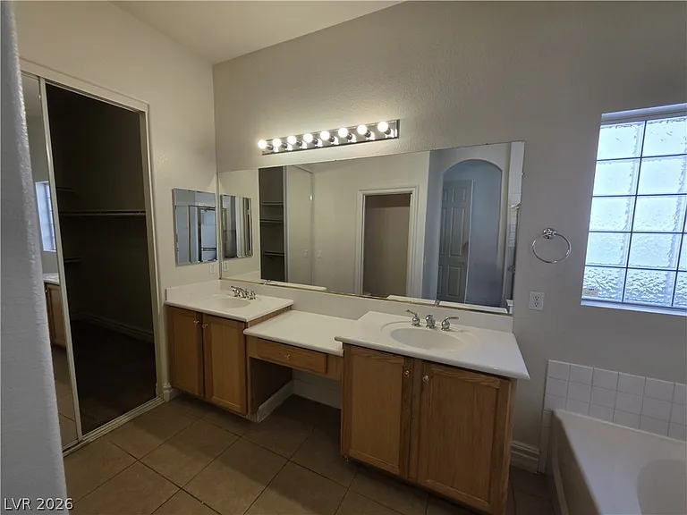 10717 Refectory Ave — Photo 47