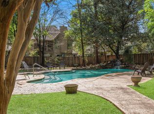 31 N Lakeridge Cir, Spring, TX 77381