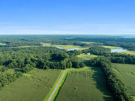 3rd image of 1960 Old Anchor Rd