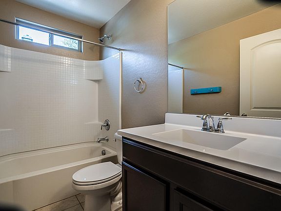 3rd image of 2025 N 77th Dr