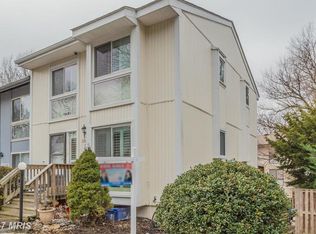 3073 Sugar Ln, Vienna, VA 22181