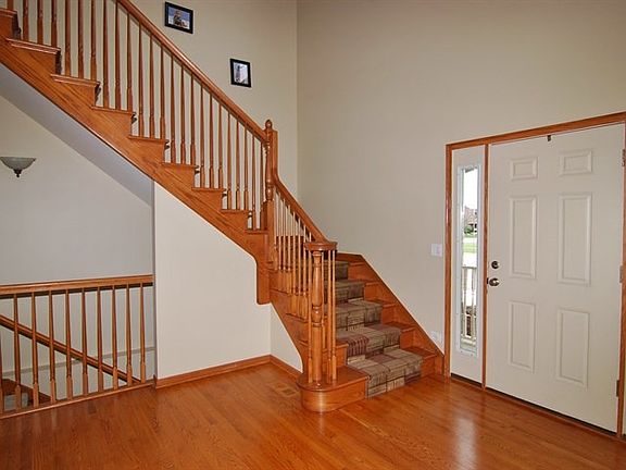 3rd image of 10617 Nebraska St