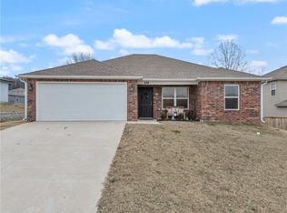 248 Worley St, Huntsville, AR 72740