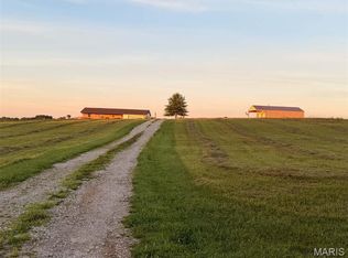 450 State Highway V #M, Seymour, MO 65746