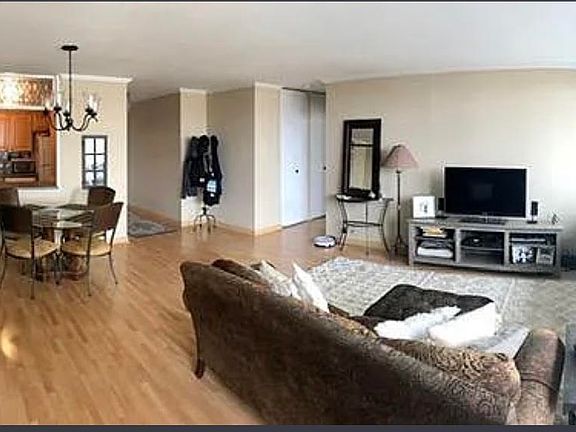 3rd image of 1560 N Sandburg Ter APT 803