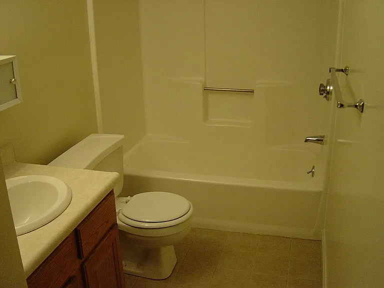47 Juniper Rd #F2 — Photo 5