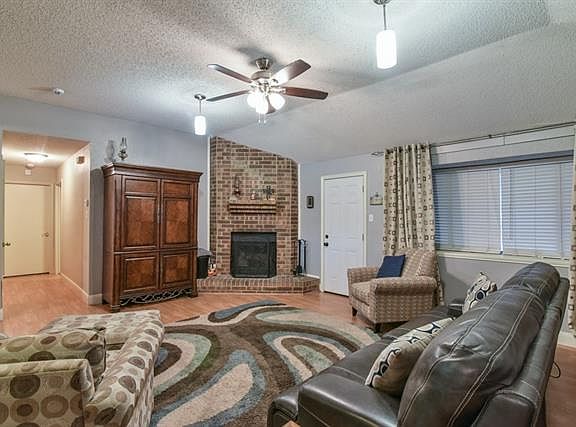 5th image of 4337 Coventry Dr