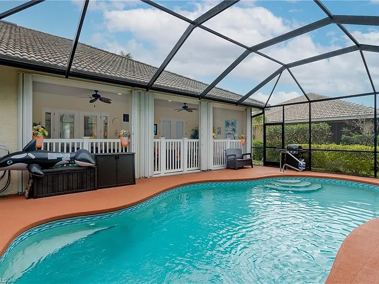 28452 Del Lago Way — Photo 2