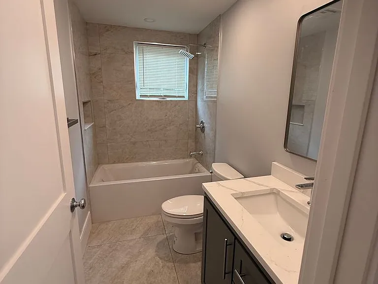 14 Holton St #1 — Photo 10