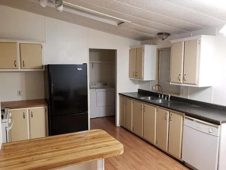 1755 Fort Churchill Rd — Photo 4