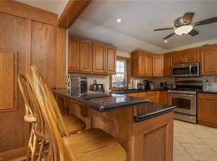 8177 S Cleveland Massillon Rd #46, Clinton, OH 44216