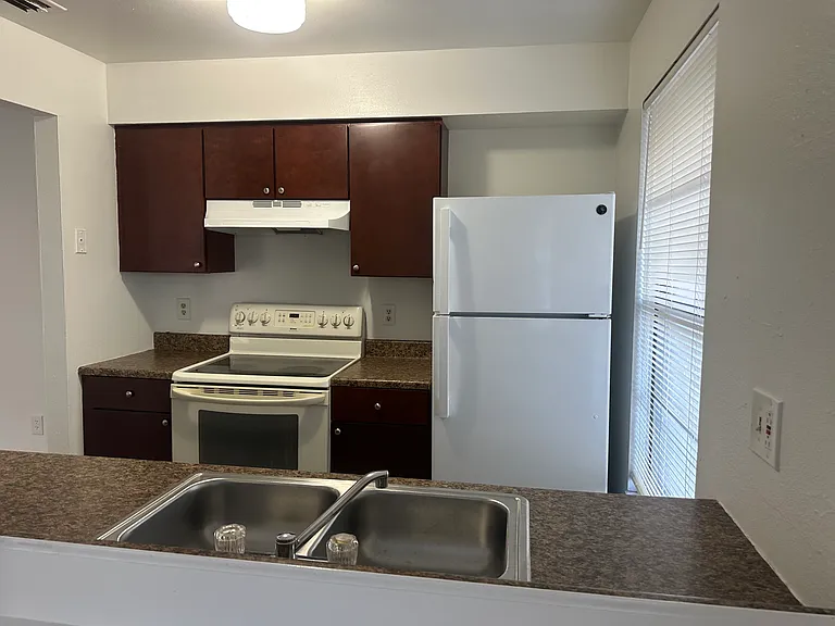 8426 Camden St #8428C — Photo 2