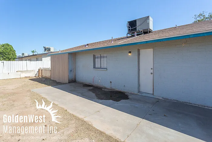 4434 W Sunnyslope Ln — Photo 19