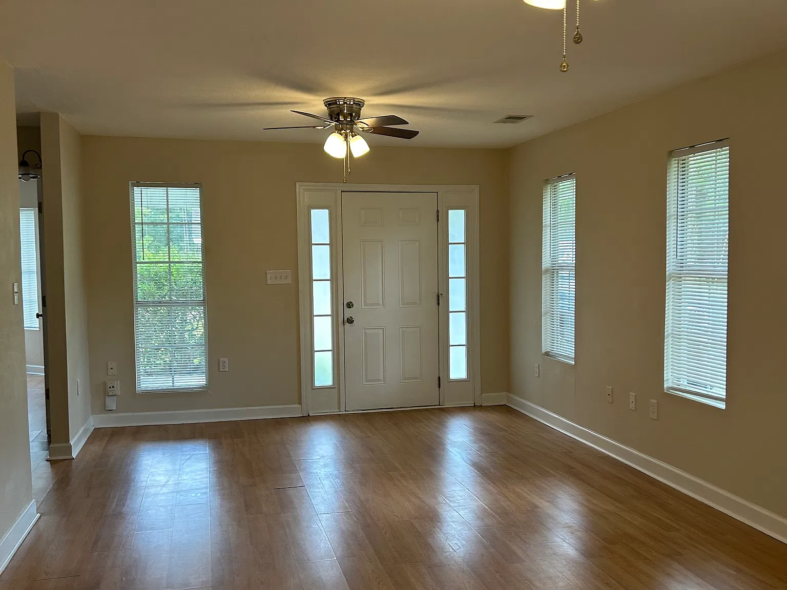 2 bed, 1133 sqft, $1,425 — Photo 4