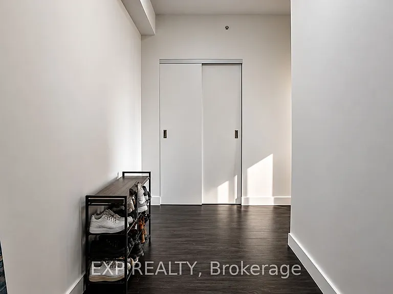 128 King St N #804 — Photo 5