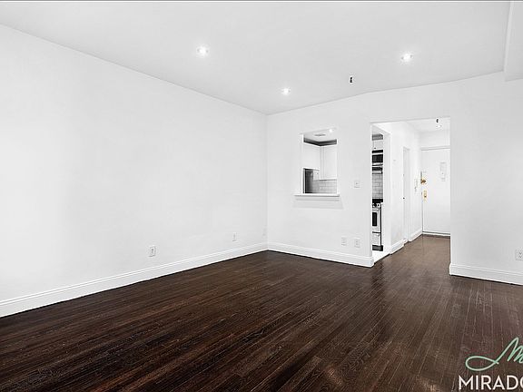 3rd image of 1435 York Ave APT 6d