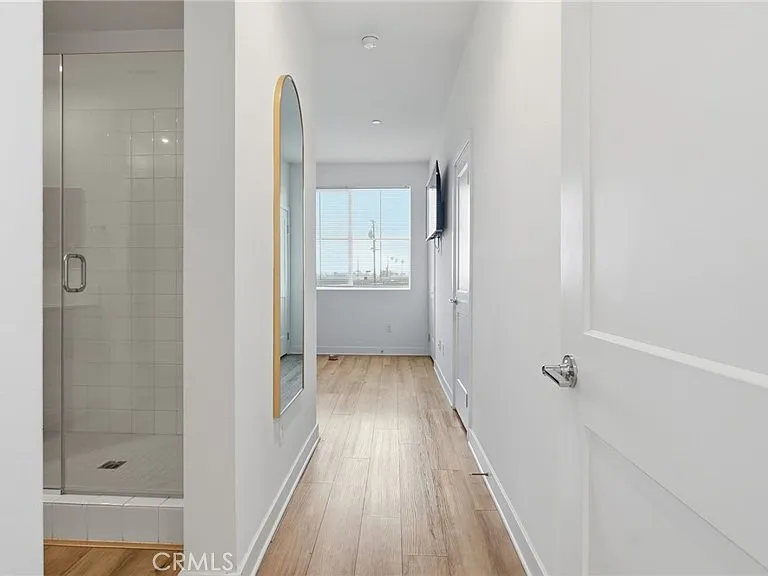 2560 Valentina Way — Photo 27