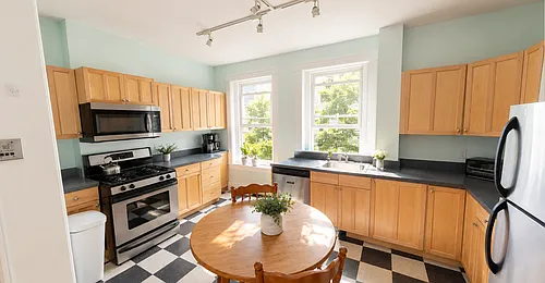108A Central St #3R Photo 1