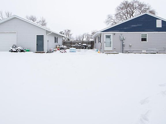 5th image of 516 Chapin Dr