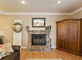 1356 W Malone St, Hanford, CA 93230
