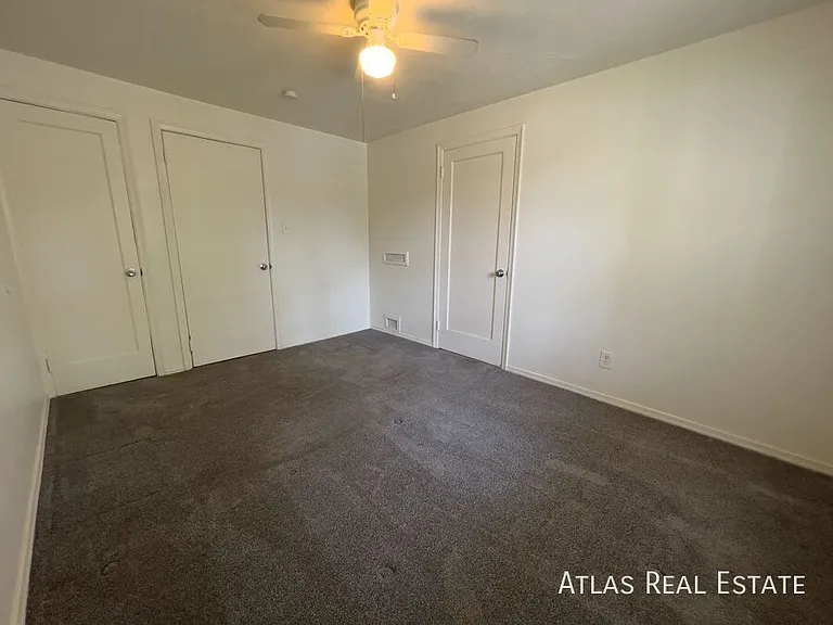 1457 Roberta St — Photo 17