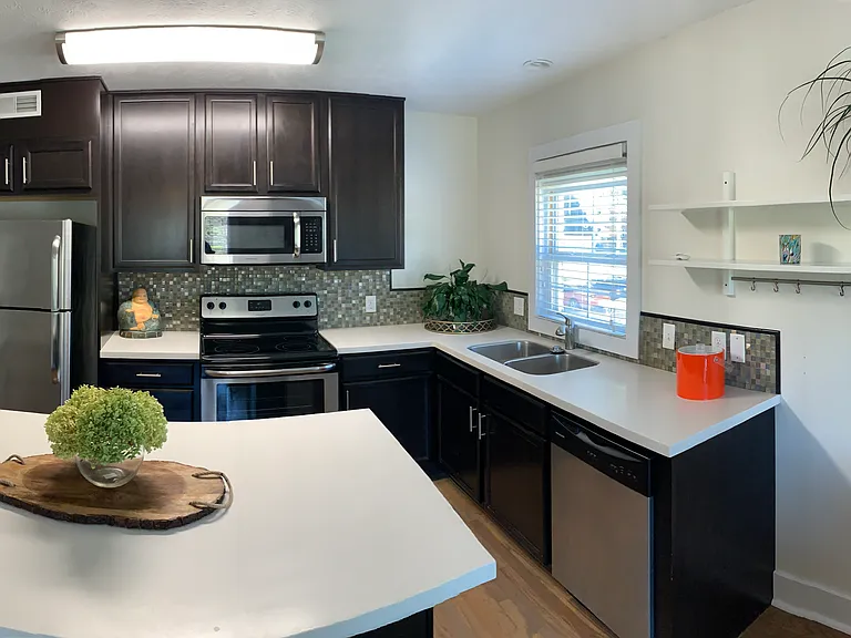 3815 Cuming St #1 — Photo 7