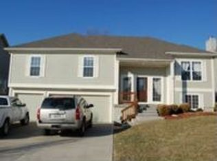 2354 W Elizabeth St, Olathe, KS 66061