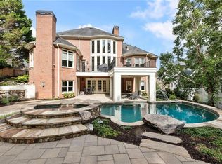8270 Saint Marlo Fairway Dr, Duluth, GA 30097