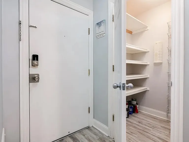 4000 Bayside Dr #205 — Photo 18