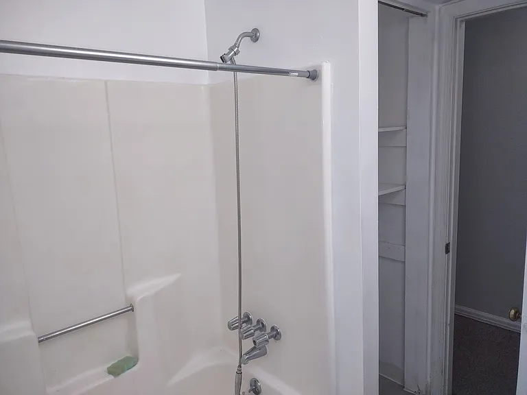 517 Gia Cir #B — Photo 8