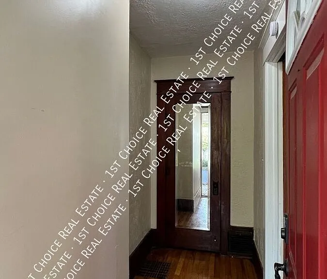 1729 Maplewood Ave — Photo 17