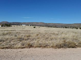 800 W Ahonen Rd, Paulden, AZ 86334