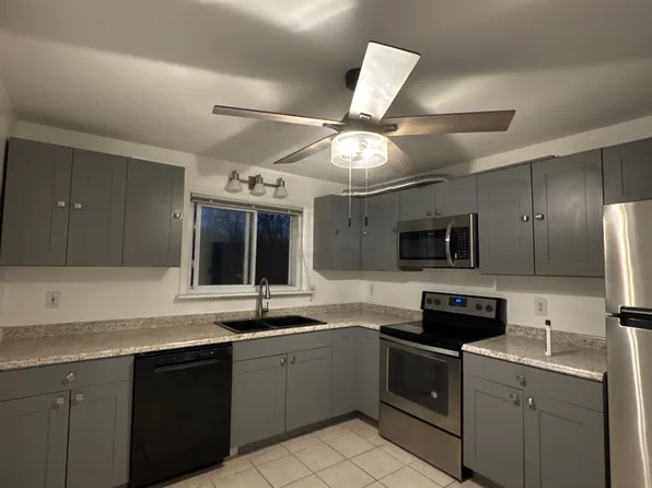 14 Granite Rd #14, Guilford, CT 06437