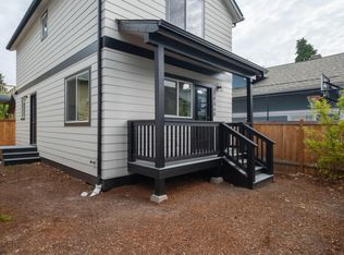 1806B 24th Ave E, Seattle, WA 98112