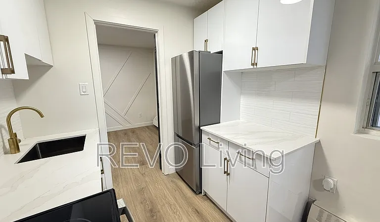 60 Triller Ave #5 — Photo 12