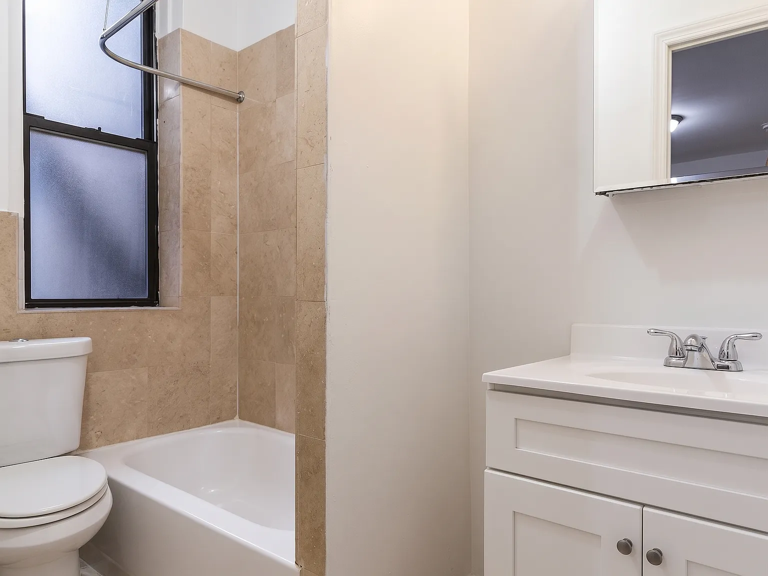341 West 45th Street — Photo 3