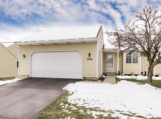 2946 Parkside Dr, Jenison, MI 49428