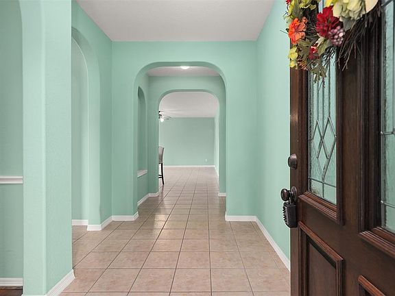 5th image of 1910 Eden Glen Ln