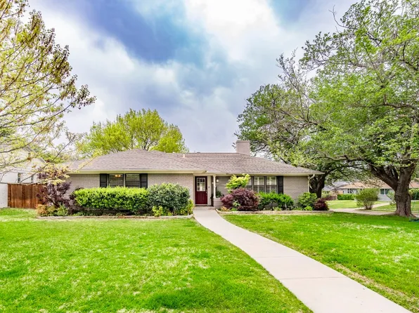 9806 Ridgehaven Dr, Dallas, TX 75238