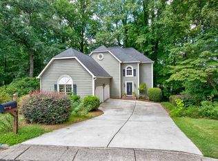 680 Oakledge Dr NW, Marietta, GA 30060